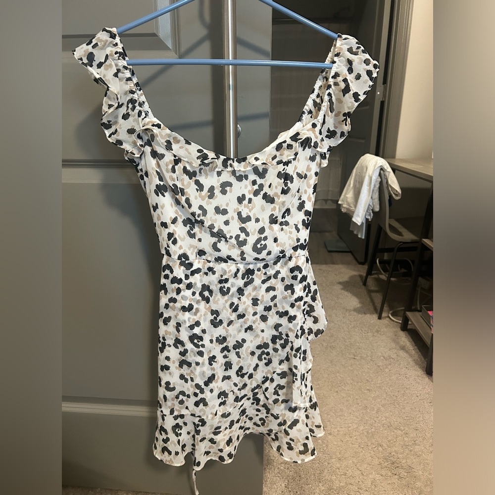 Francesca's Collections Black and White Ruched Mini Sundress